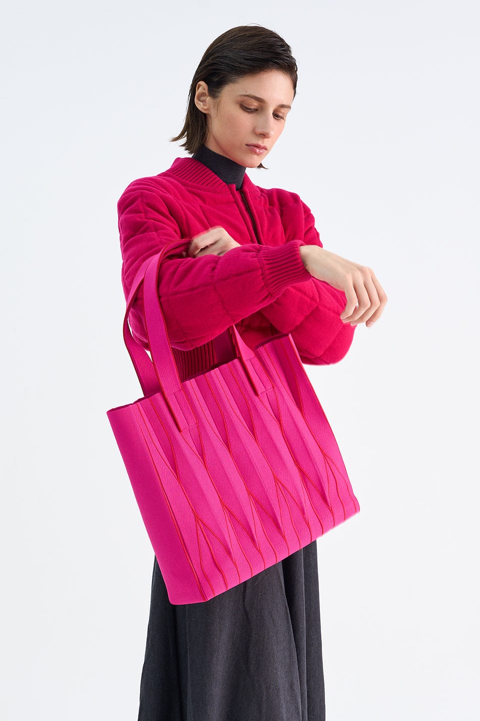 RVN Bag M Origami Pleated Medium Knit Bag