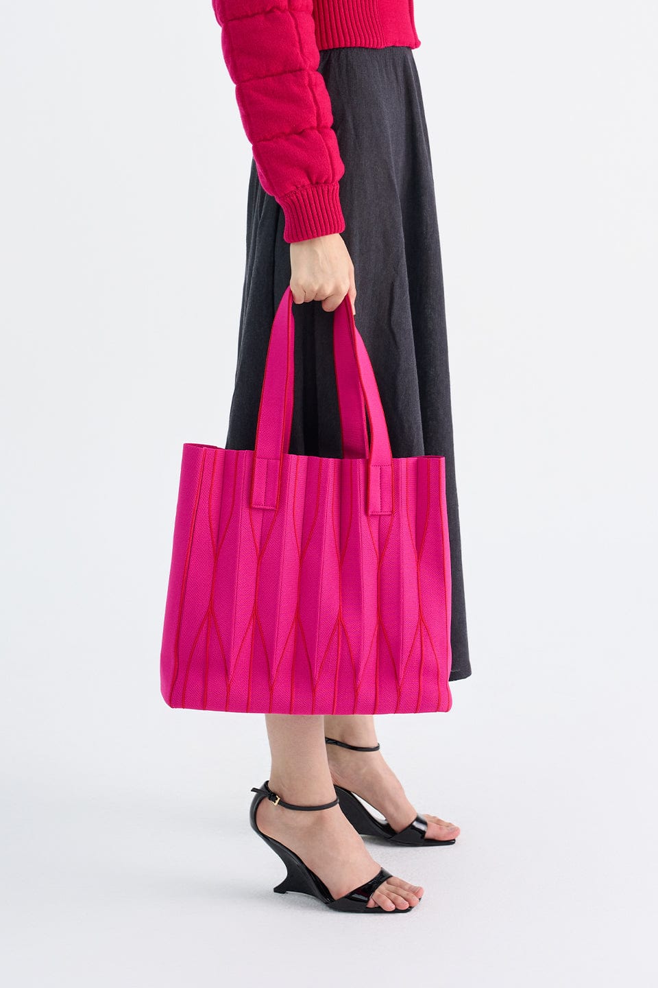 RVN Bag M Origami Pleated Medium Knit Bag