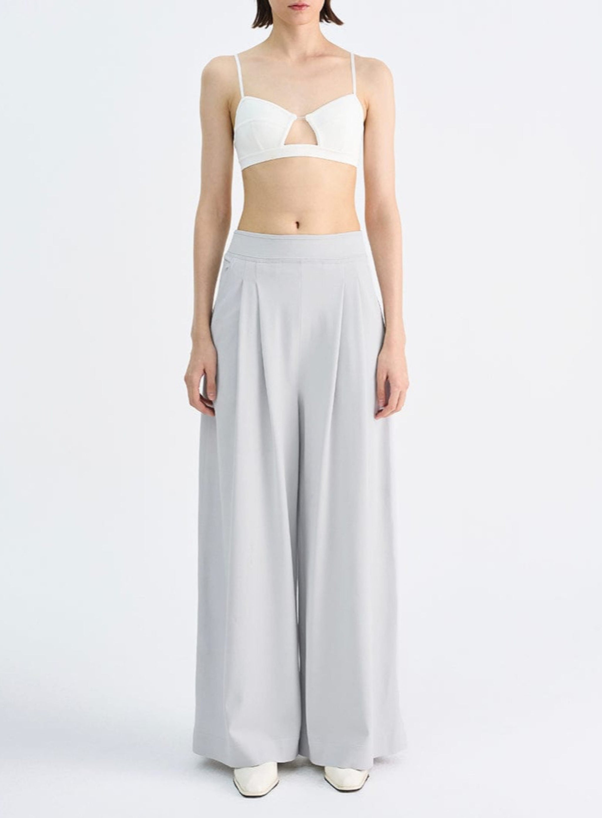 Sora Pleated Wide Pants – RVN